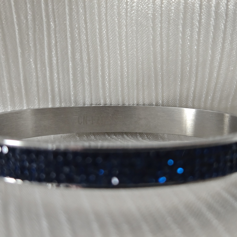 Elegant Silver and Blue Women's Bracelet